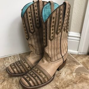 Corral Embroidery Studded Square Toe Boots - 8.5